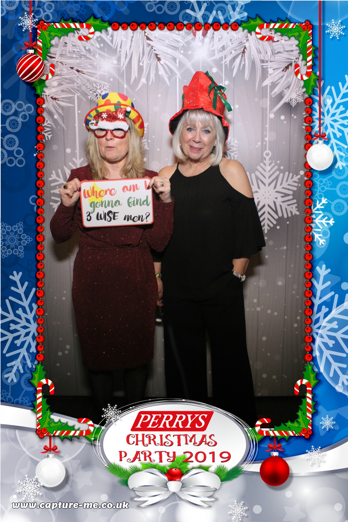 Perrys Aylesbury Christmas Party | View more photos from the event at gallery.capture-me.co.uk/u/Capture-me/Perrys-Aylesbury-Christmas-Party